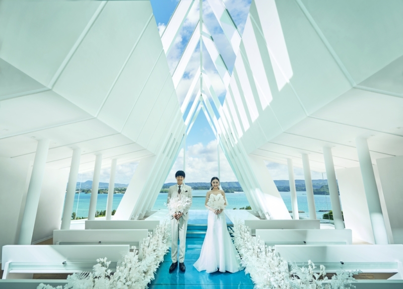 OKINAWA ワタベウェディング_チャペルで撮影できる