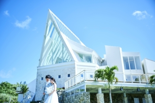 OKINAWA ワタベウェディング_★新会場取り扱いスタート★古宇利島 空と海の教会
