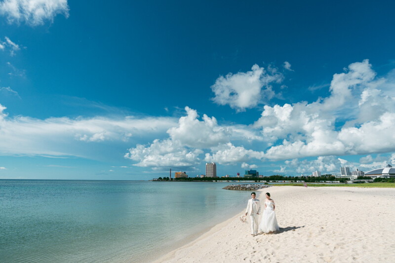 【県内最安◉大特価】1～３月の土日祝OK☆ビーチ＆グリーン100カット￥33,000！！衣裳・ヘアメイク・アテンド・雨天保証コミ