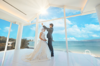 【名護市/マリンビジュー】※2026年7月撮影からとなります※シンプルセレモニーBASICプラン｜人前式+チャペル1カット
