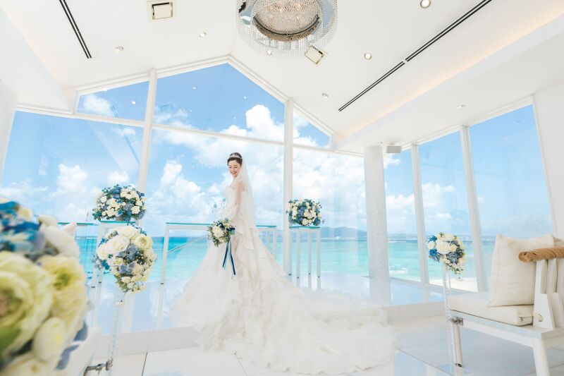 ［ビューティープラン♡］名護市◆2026年7月撮影～チャペル＆ビーチフォト100カット＋美容アテンド★美肌加工付！