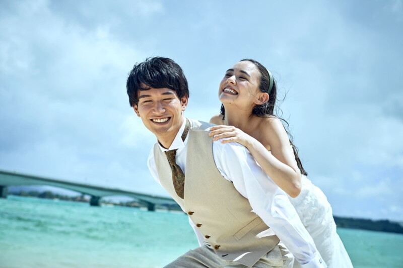 【雨天保証付】チャペル＆ビーチフォト 100カット【洋装1点/古宇利島 空と海の教会】◎全データ|ヘアメイク|コミコミ安心プラン