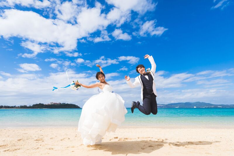 【飾れるA4フォトボード付き!リニューアル記念★】7・8月撮影《今月中成約》ビーチ100カット◎112,200円→72,600円