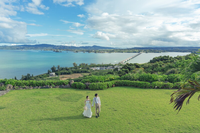 【ドローン撮影つき！／古宇利島 空と海の教会】チャペル＆ビーチ100カット｜洋装1点｜全データ｜ヘアメイク&hellip;コミコミ安心プラン♡
