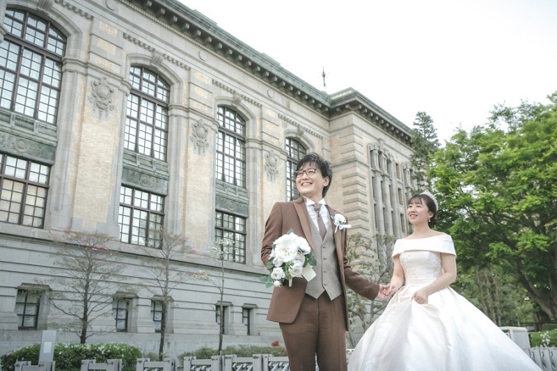 楽しそうに笑顔で歩く姿も♪