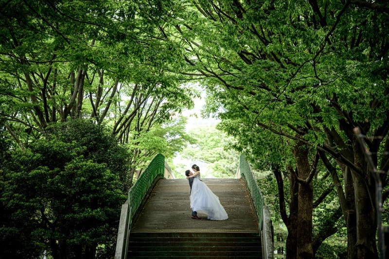 橋の上で抱っこショット♡