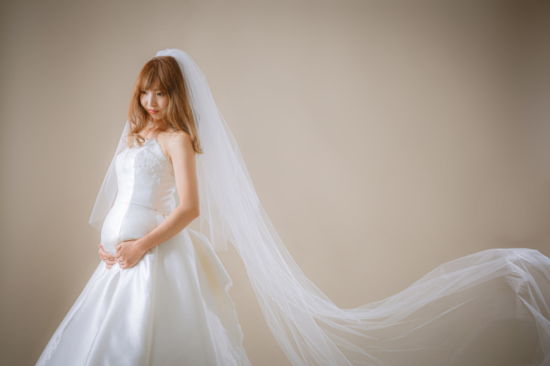 ウエディングドレス ブライダル 結婚式 前撮り ベージュ マタニティ ウェディングドレスは妊娠何カ月まで可能？おすすめのデザイン
