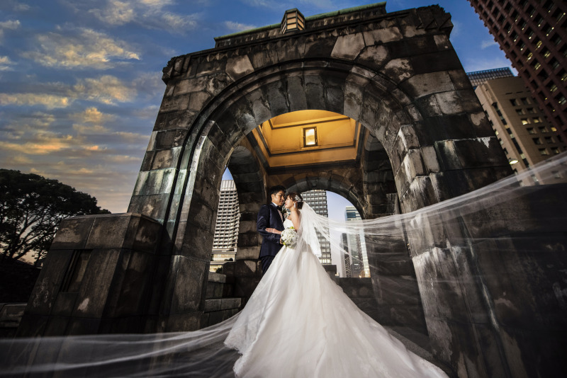 洋装ロケーション【全データ付/美容アテンド同行/移動費込/300着から選べる】ロケーションプラン