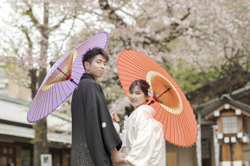 ♢白無垢+色打掛♢東郷神社和装ロケーション【奉告祭/和室/全データ/アテンド同行/移動費込/400着から選べる】