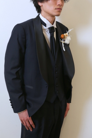 タキシードアレンジ（蝶ネクタイを坊ネクタイに変更）