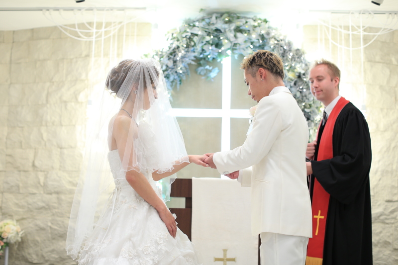 指輪の交換のシーン