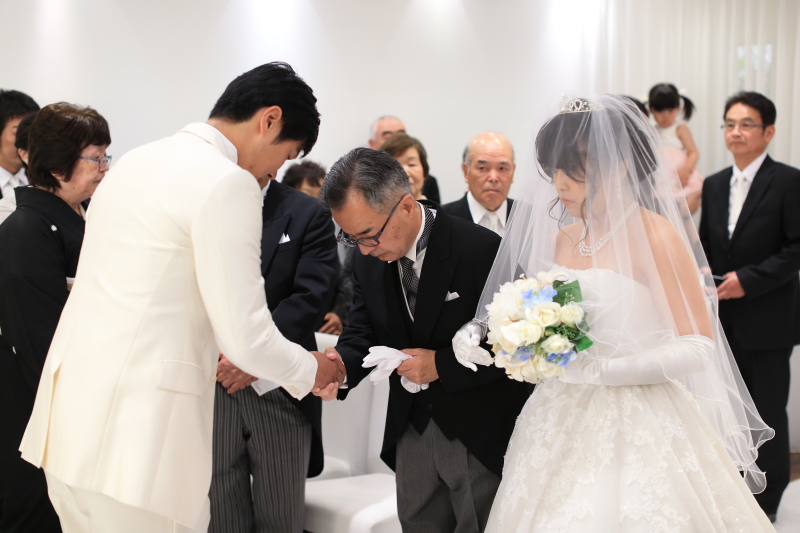 握手に込められたお父様の想い、、