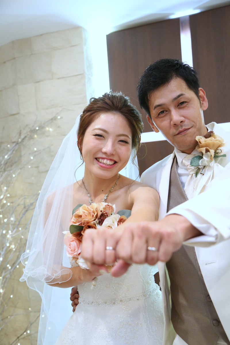 ニッコリ笑顔でハイ!ポーズ♡