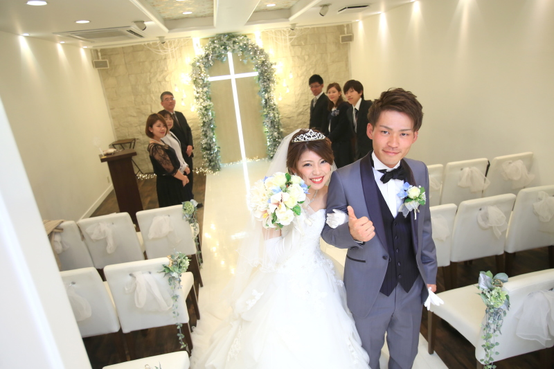 皆で花道を作って退場