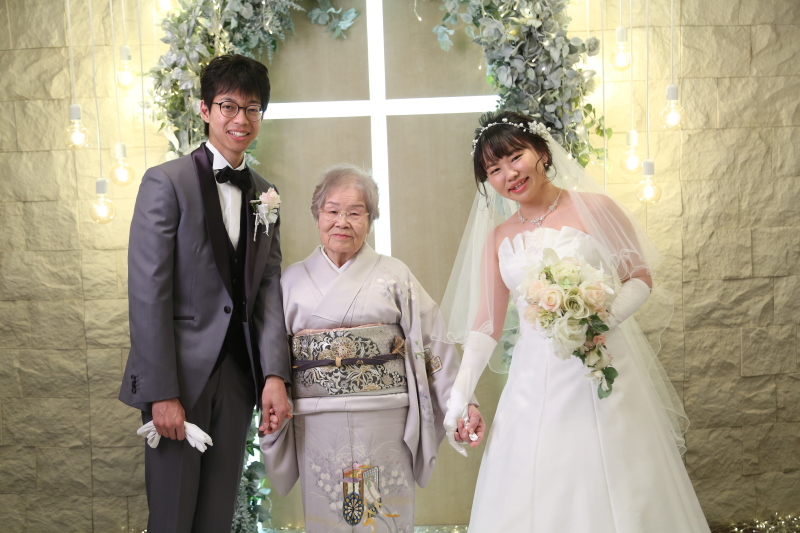 3人で手を繋いで♪