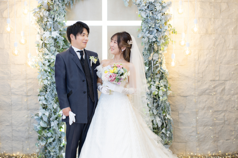 まずはチャペルにて撮影♡