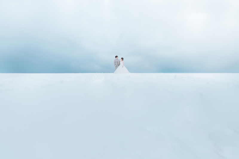 真っ白な雪の中