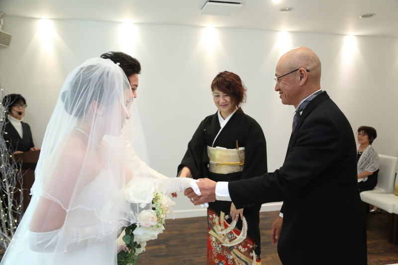 承認のセレモニー