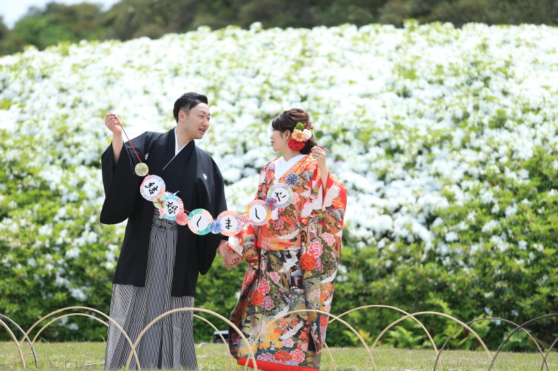 ガーランドを持って