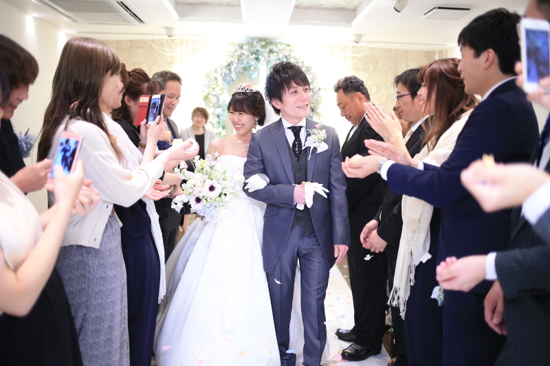 涙のあとは笑顔いっぱいに退場♪