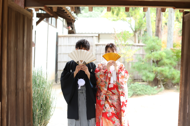 お扇子を使って