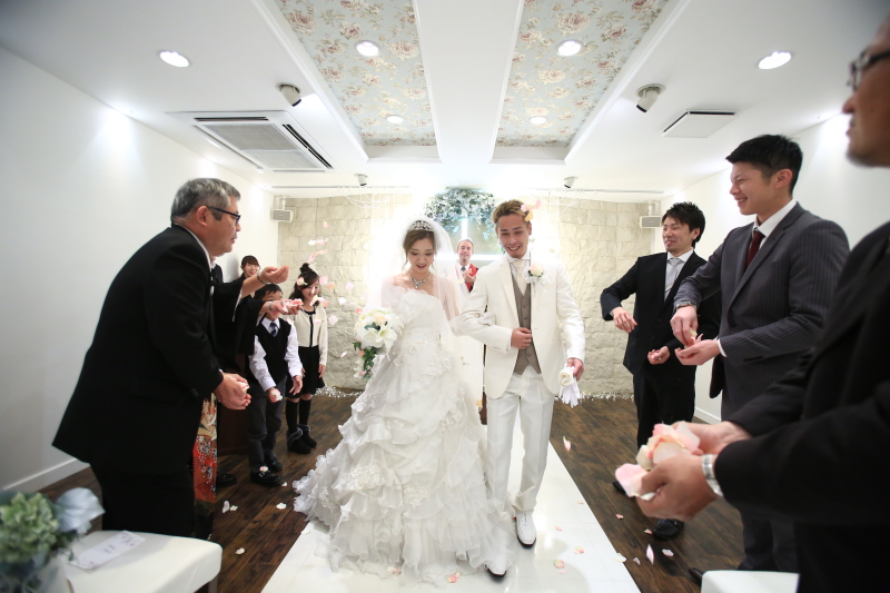 フラワーシャワー