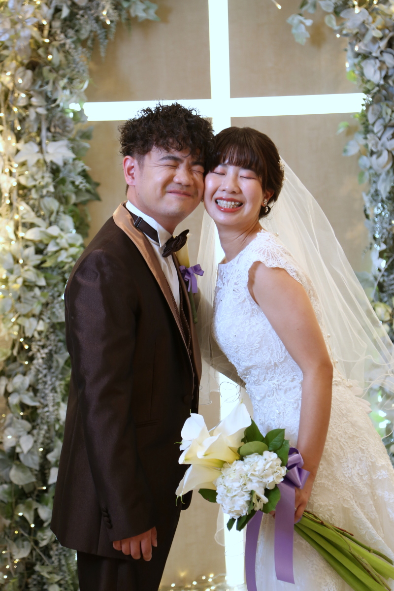 チャペルでウエディング撮影