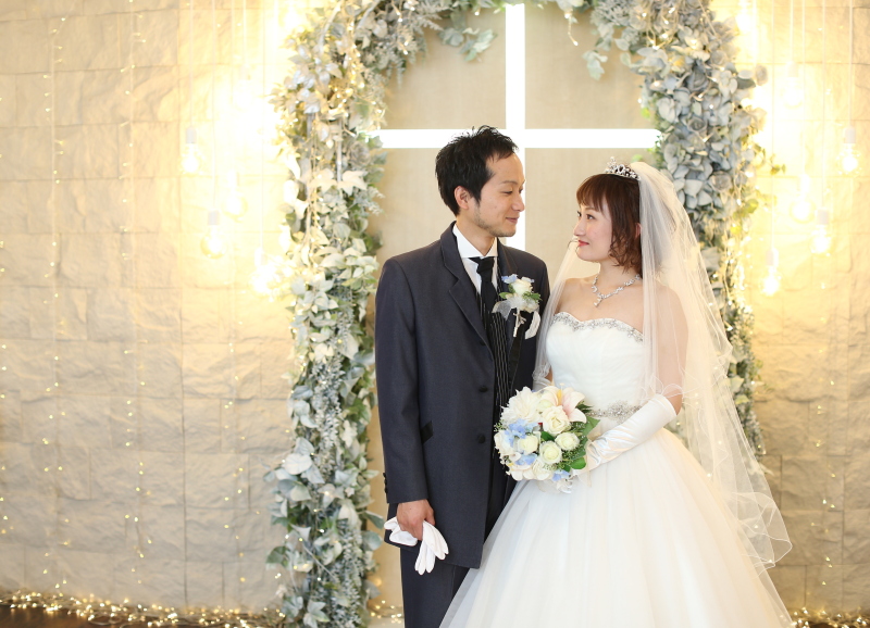 微笑み合うおふたり