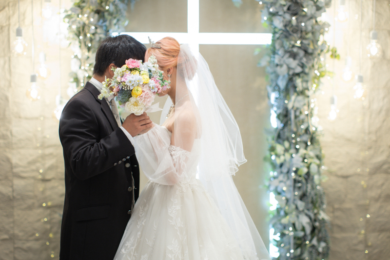 ブーケでお顔隠し