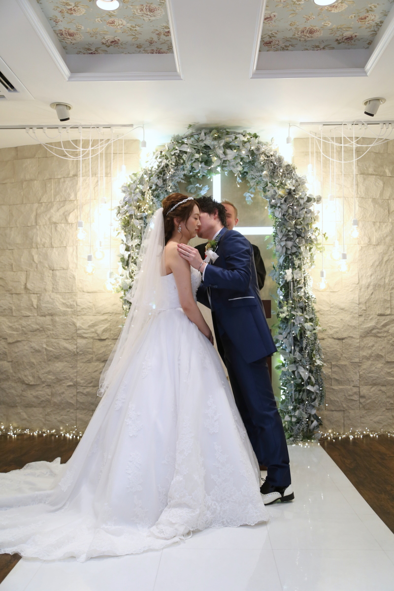 皆様の前で誓いを