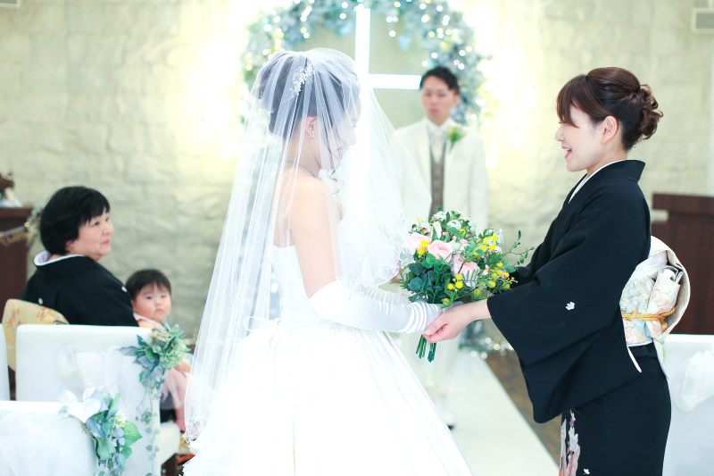 ご家族様を招いての挙式風撮影も可能