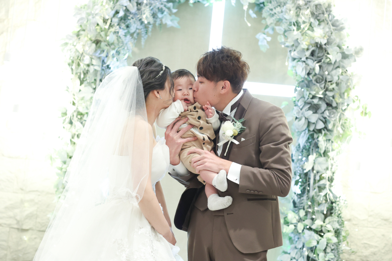 パパママ&キッズ婚|衣装2点 スタジオ撮影プラン │お子様衣裳無料でレンタルご用意◎
