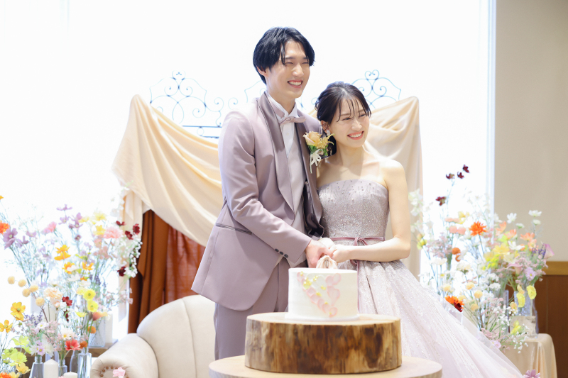 【ティー×フォト】ケーキカット付き★和装+洋装スタジオ〈9/1~12/29撮影限定キャンペーン★5万円OFF〉