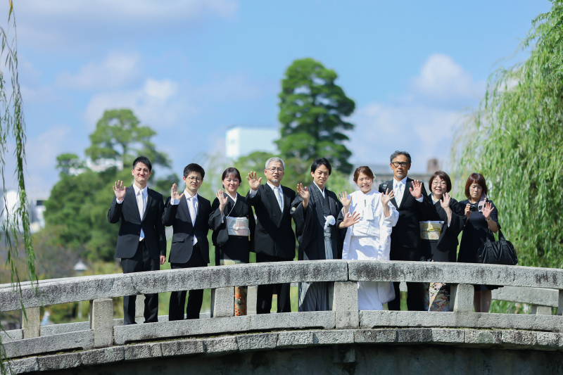 出張挙式プラン｜お家、公園、海、おふたりの思い出の場所で｜衣装・美容・写真、必要なものを選べる◎