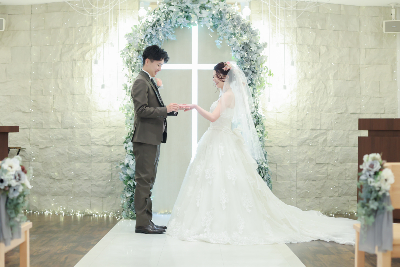 【通常プラン】洋装1点チャペルorスタジオ｜全データ｜ヘアメイク付き｜つや肌レタッチ付き