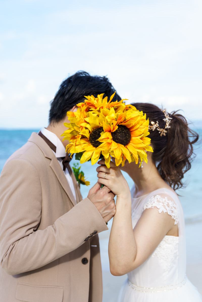 ひまわりのかげで