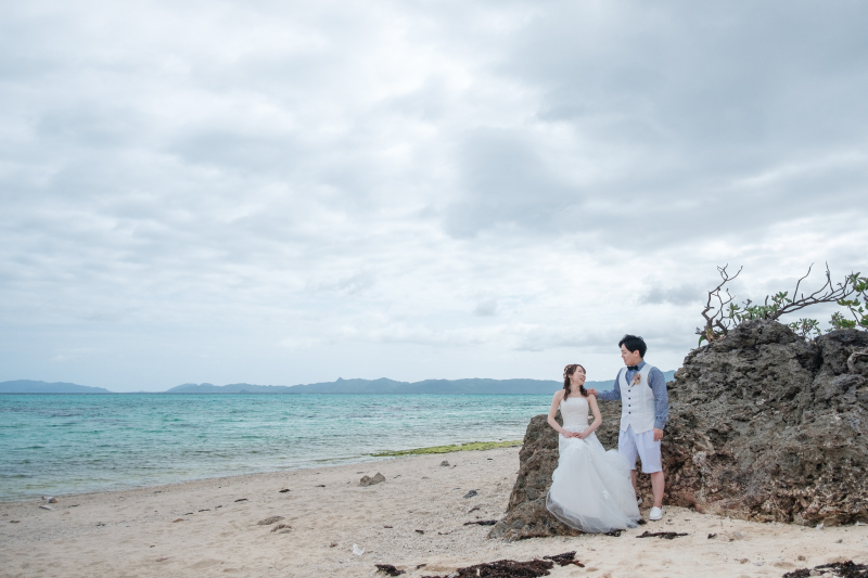 たくさんのバリエーション！ビーチでフォトウェディング♡