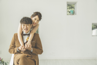 笑顔溢れる！チャペルビーチ撮影