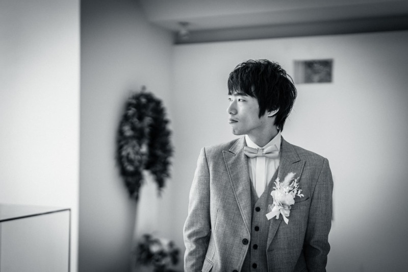 クールな新郎様