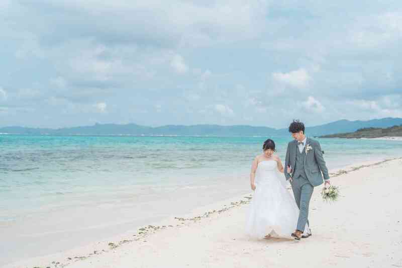 ビーチでお散歩