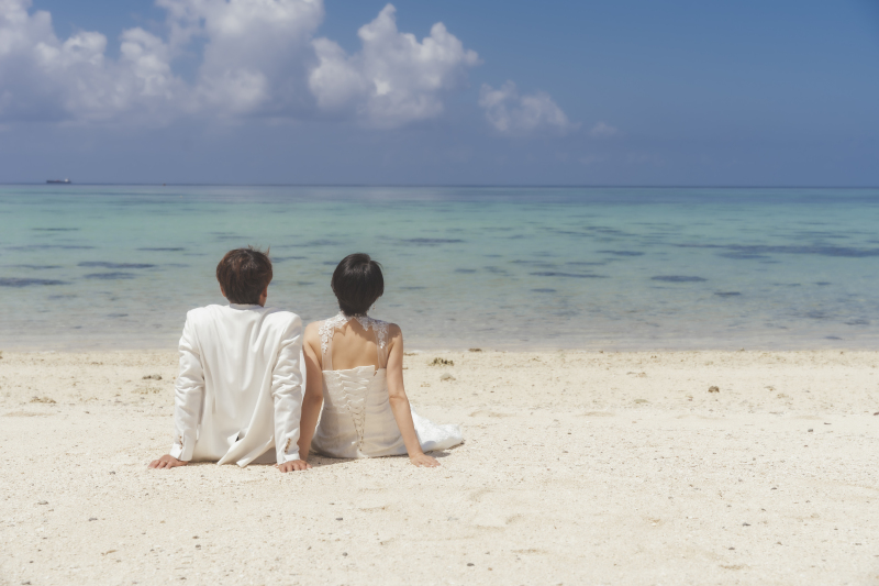 晴れた空の下で