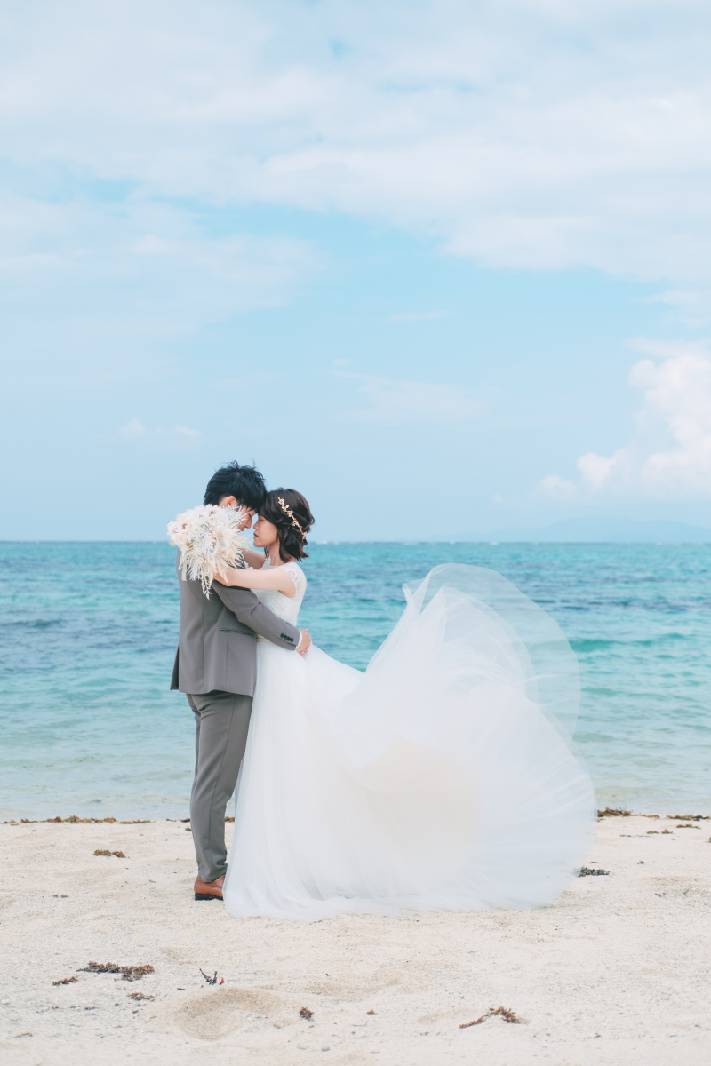 ドレスをふわっと