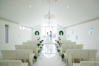 ドレスチェンジも！チャペルフォト撮影