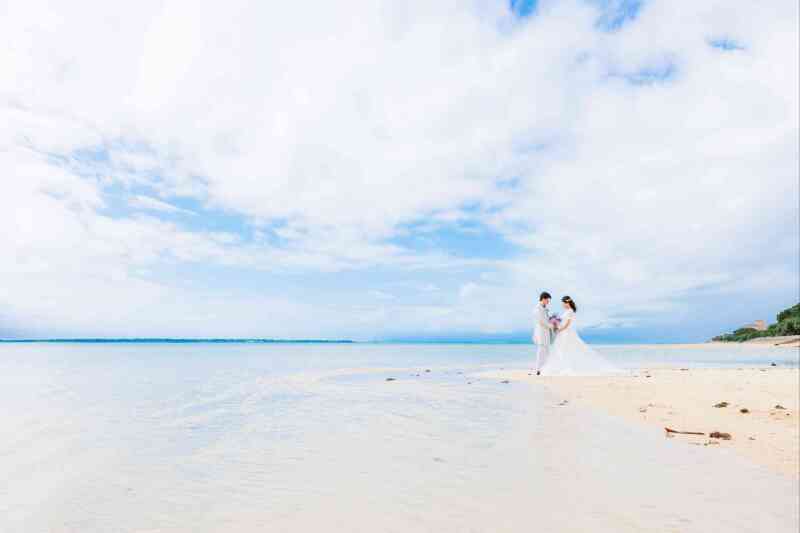 青い空・白い雲・青い海そして…
