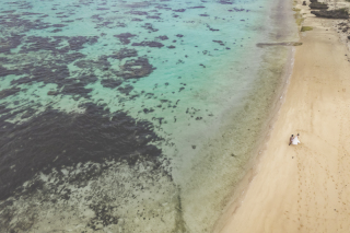 石垣ブルーを上空から