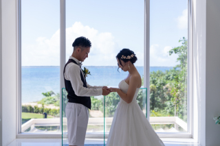 夏日な石垣島で、チャペルとビーチ撮影