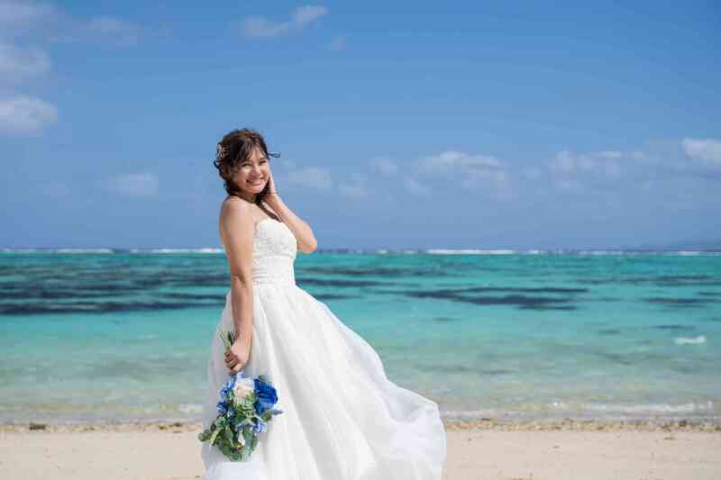 風を感じながら新婦様のソロショット！！