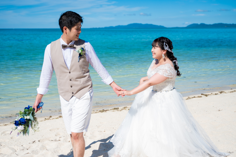 まずはビーチから！