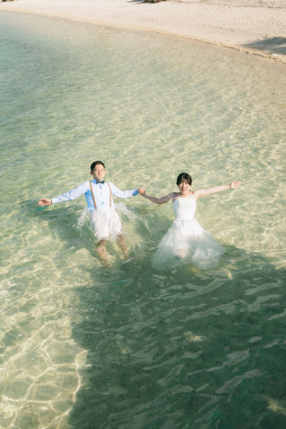 サマーフォトの醍醐味！天然ビーチフォト＊ウォーターインショット