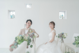 柔らかい雰囲気のおふたりと、よくばりチャペルツアー！